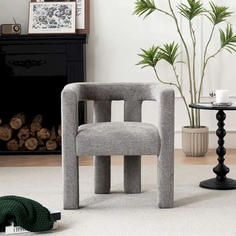 Set aus 1 schick designten, tonnenförmigen Akzent-Sessel mit Stoffbezug
