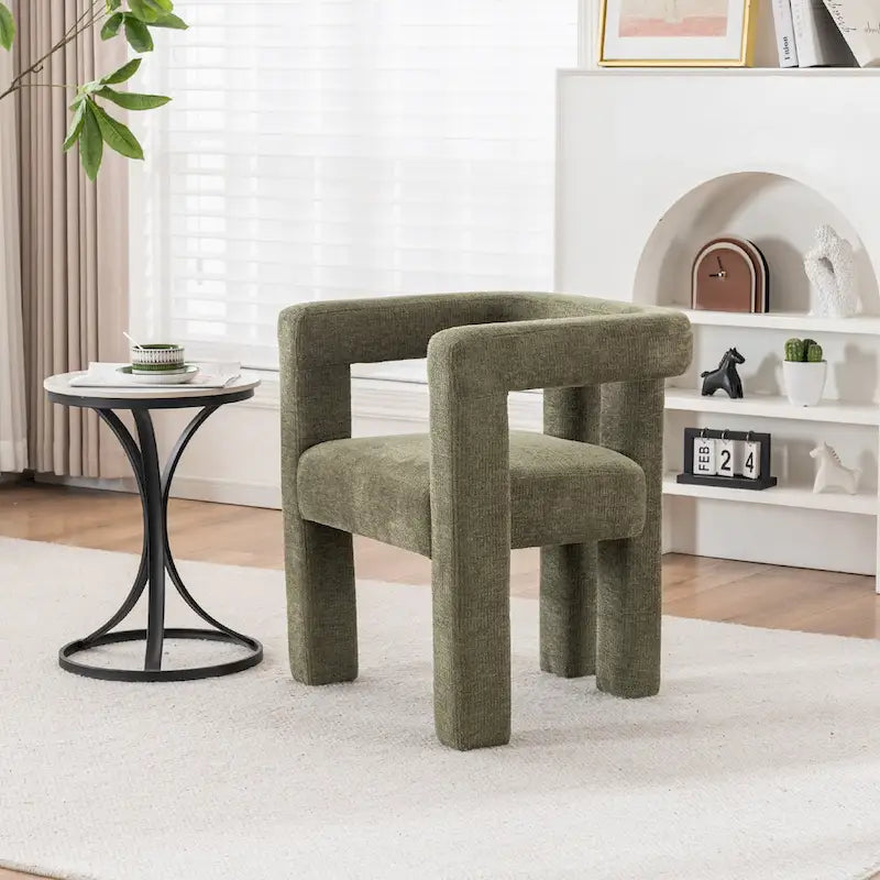 Set aus 1 schick designten, tonnenförmigen Akzent-Sessel mit Stoffbezug