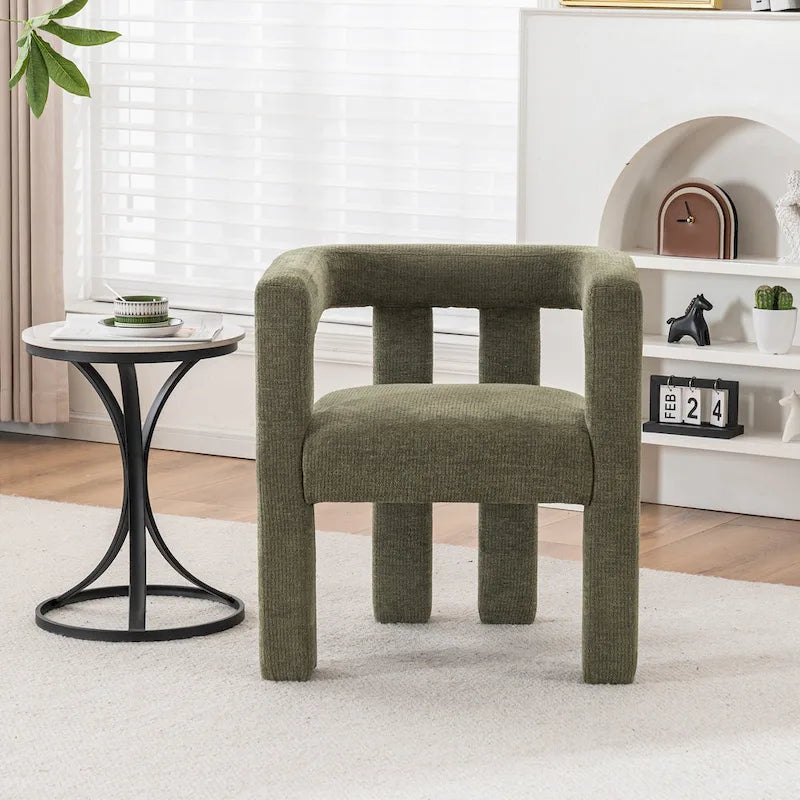 Set aus 1 schick designten, tonnenförmigen Akzent-Sessel mit Stoffbezug