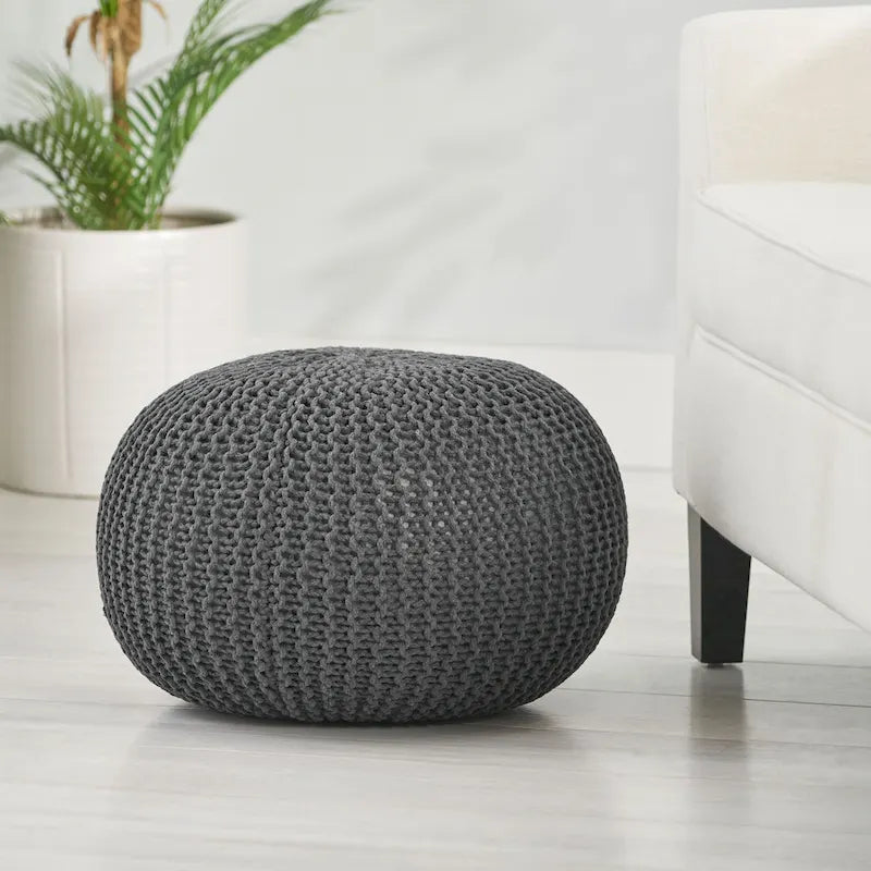 Gestrickter Baumwoll-Pouf