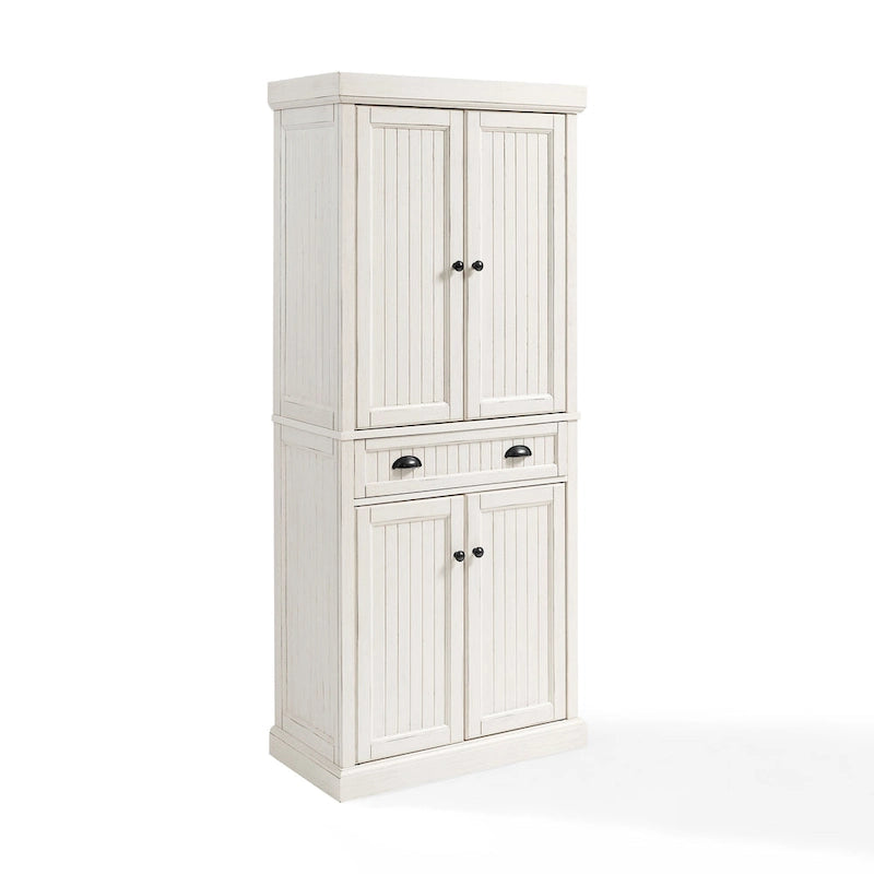 Shabby-Chic-Küchenschrank mit Perlenpaneelen