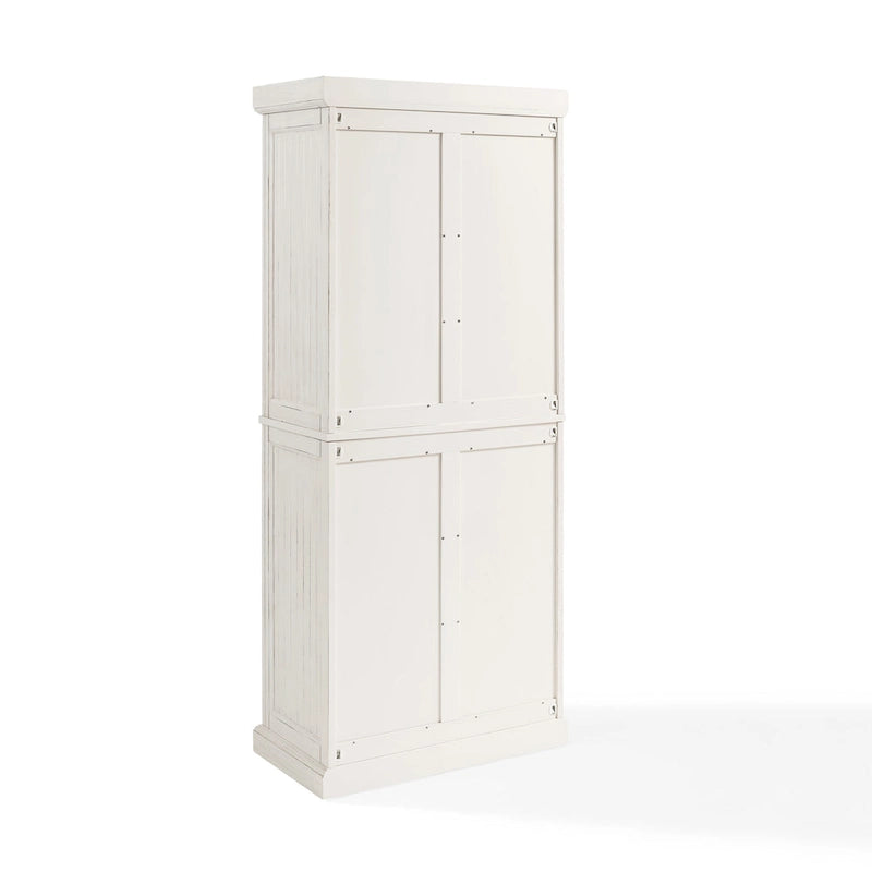 Shabby-Chic-Küchenschrank mit Perlenpaneelen